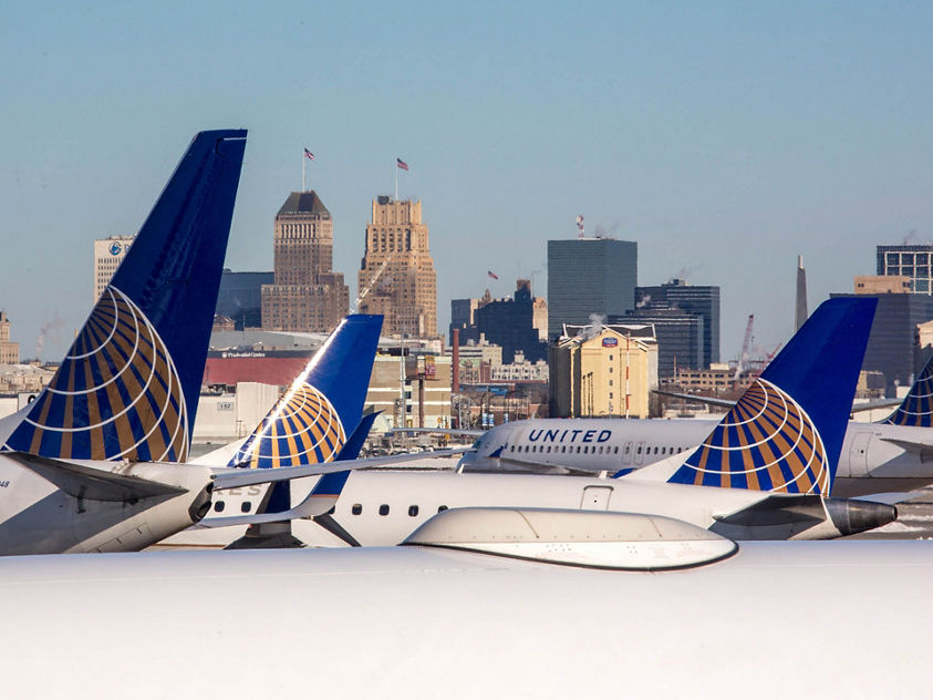 United Airlines Planes