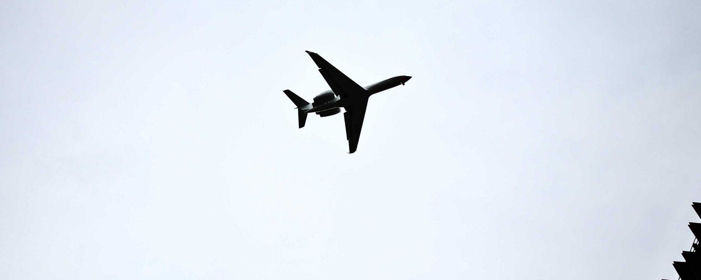 Gulfstream in air
