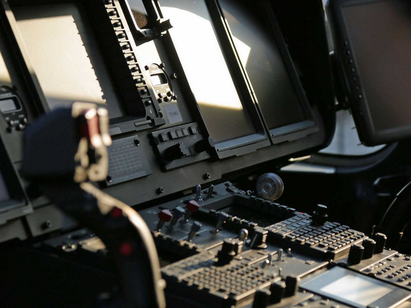 Lear 45 Cockpit Primus Elite