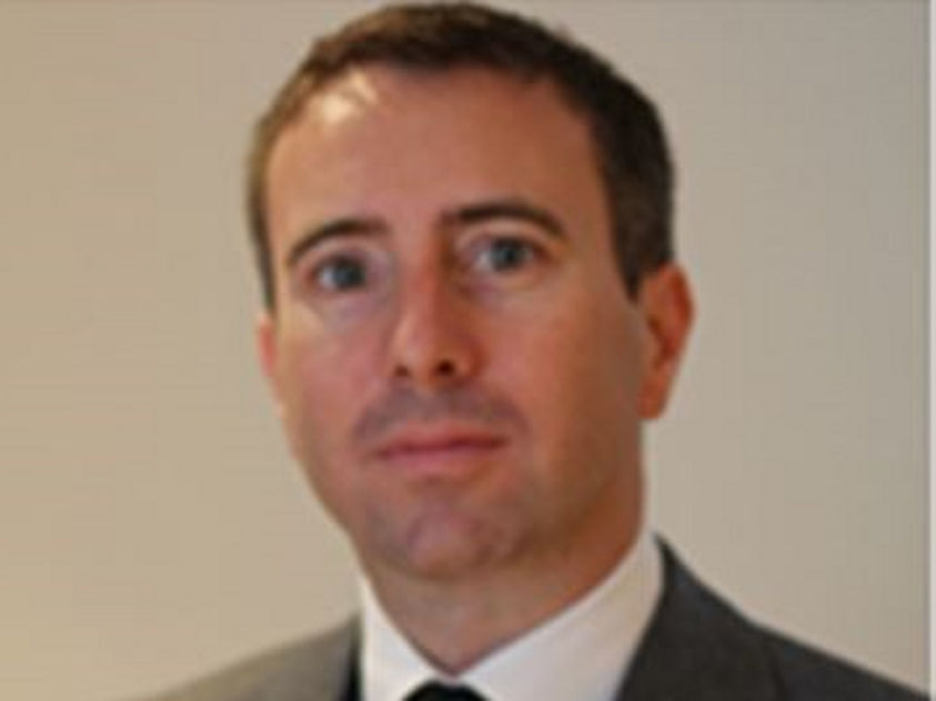  Darren Fisher