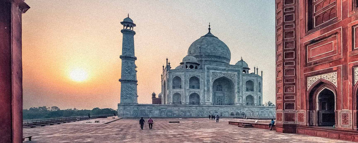 Plane flying over the Taj Mahal in Agra, India