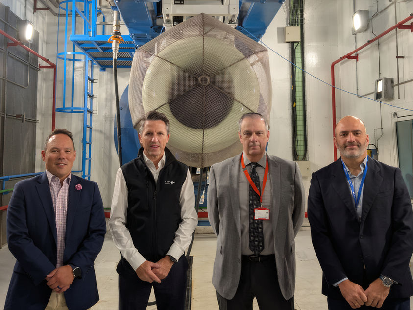 Honeywell and ITP Aero Inauguration of the first European F124 Engine Service Center in Madrid group picture