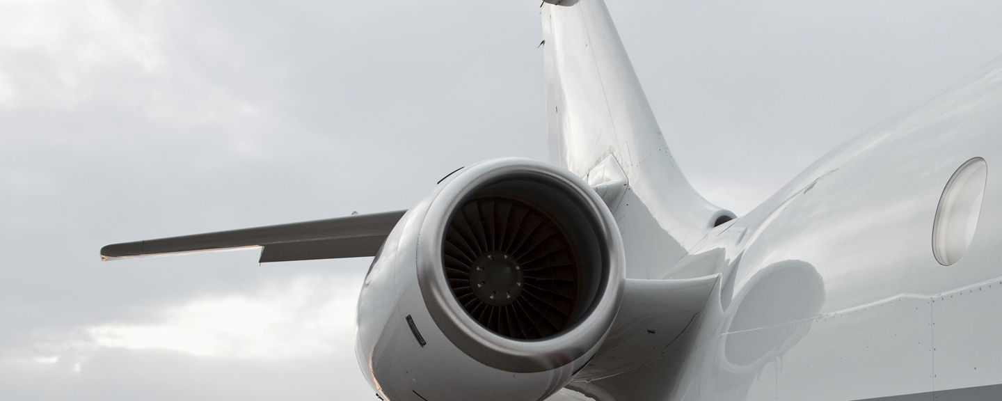 hon-aero-private-jet-gulfstream-2880x1440.png